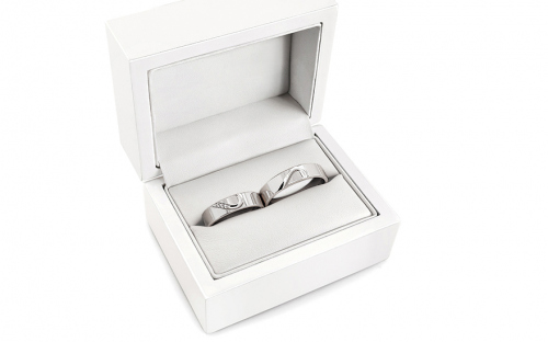 Svadobné obrúčky z bieleho zlata so srdcom a zirkónmi, 5mm - STOB309A - v krabičke