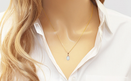Zlatý opalitový náhrdelník so zirkónmi - IZ11260