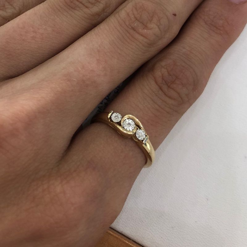 Foto od nášho zákazníka - Zásnubný prsteň s briliantmi 0.010 ct Mariya:K9U132